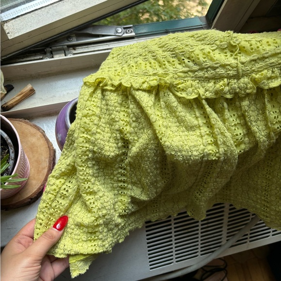 Light Green Mini Skirt - Picture 5 of 5